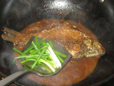 包瓜肉糜嵌鲫鱼步骤9