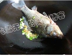 鲫鱼青菜汤步骤4