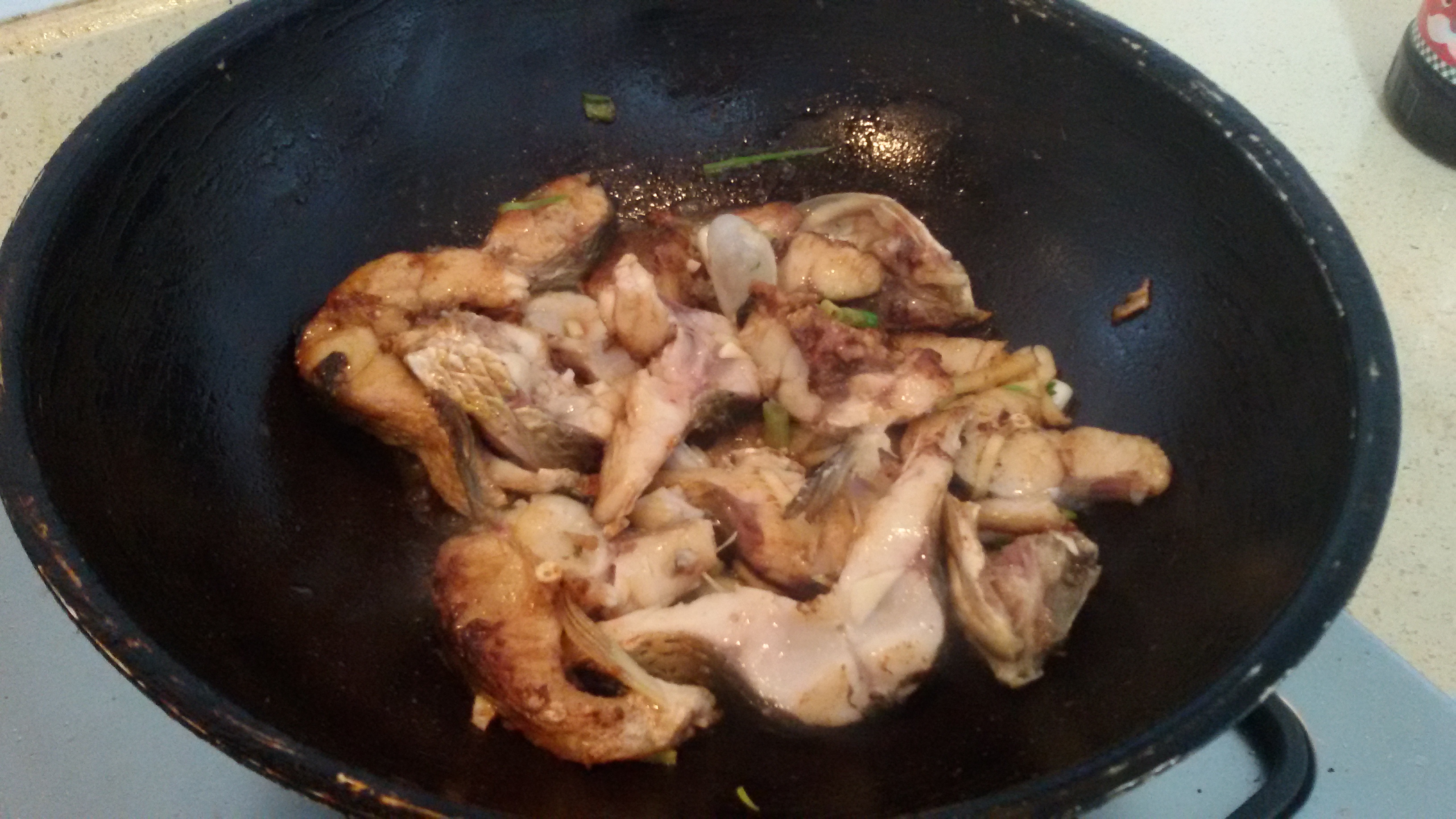 香菜豆豉鱼步骤6