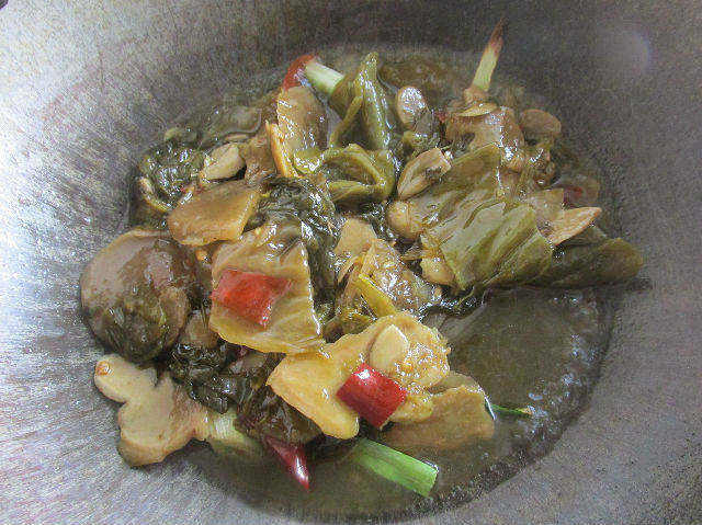 美味酸菜鱼步骤3