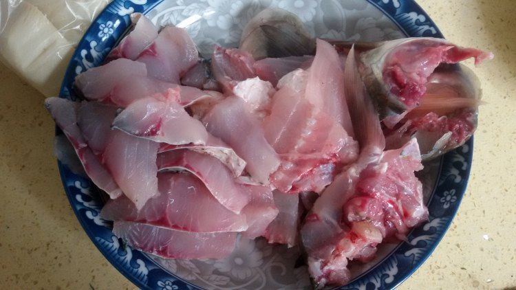 椒香豆瓣鱼步骤1