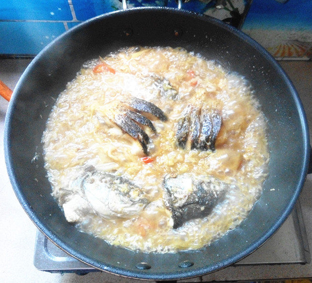 有机酸菜炖鱼步骤11