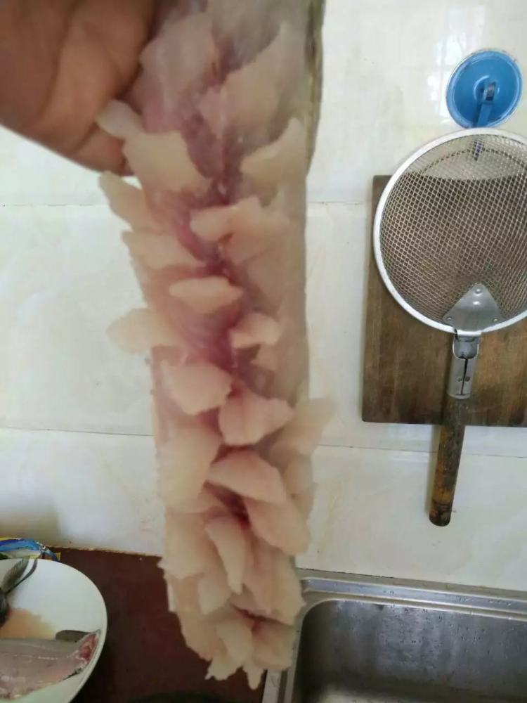 糖醋菊花鱼步骤3