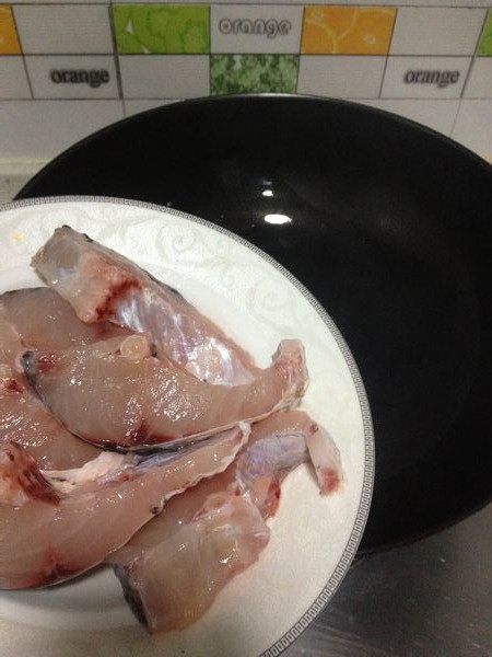 豆腐焖草鱼步骤3