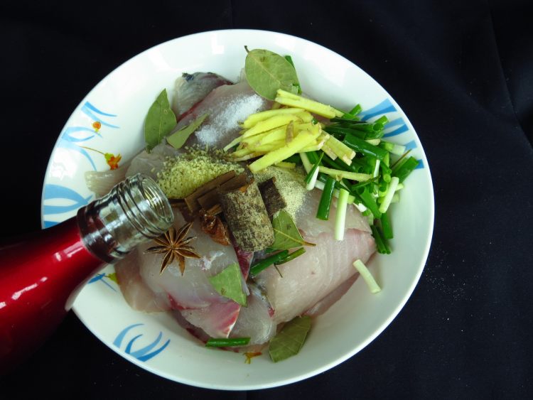 芝麻炸鱼排步骤8