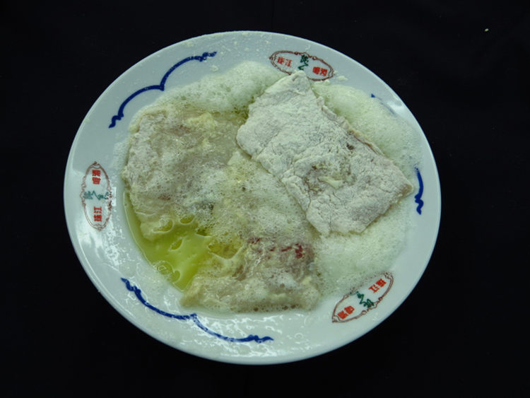 芝麻炸鱼排步骤14