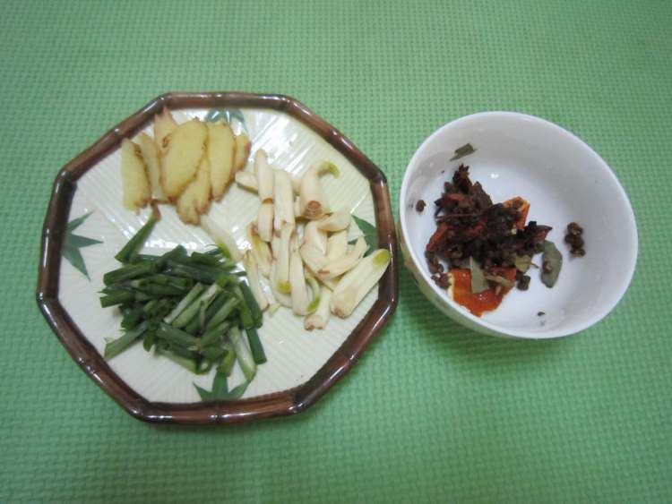 不辣版水煮鱼步骤4