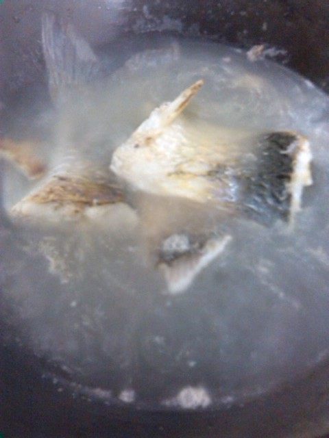 木瓜玉米鱼汤步骤8