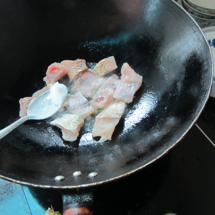 孜然鱼香豆腐步骤6