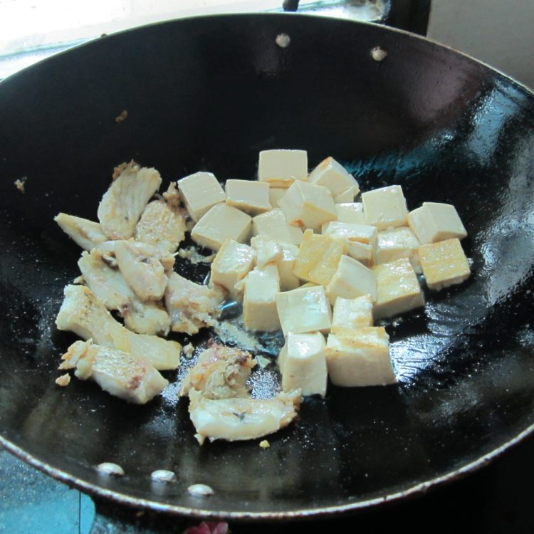 孜然鱼香豆腐步骤8