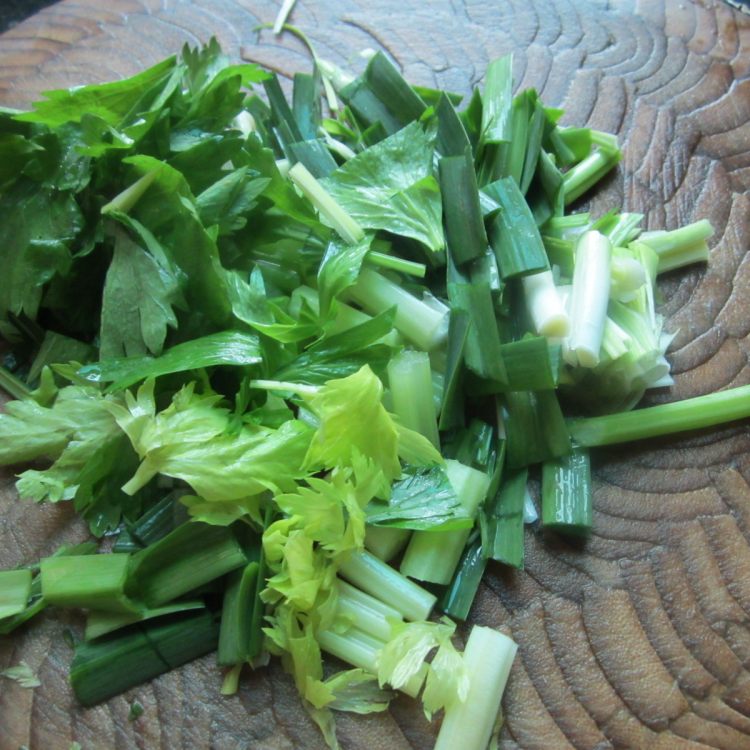 芹菜大蒜麻辣鱼步骤2