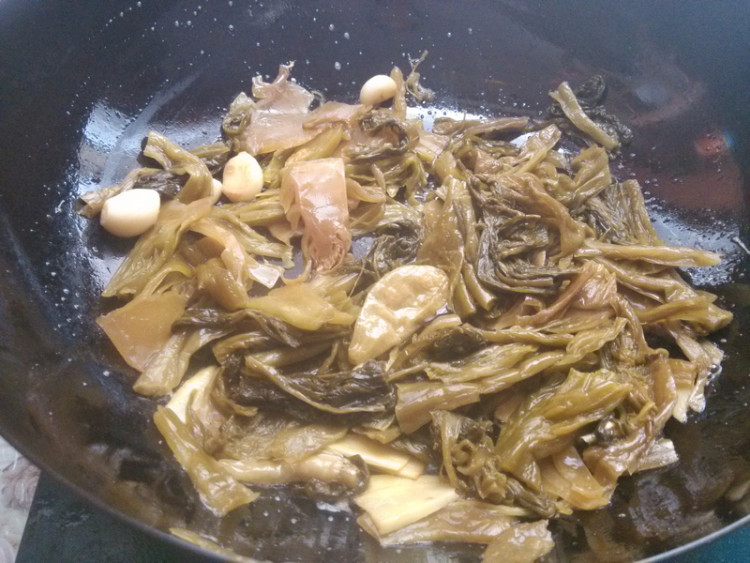 豆腐炖鱼步骤7