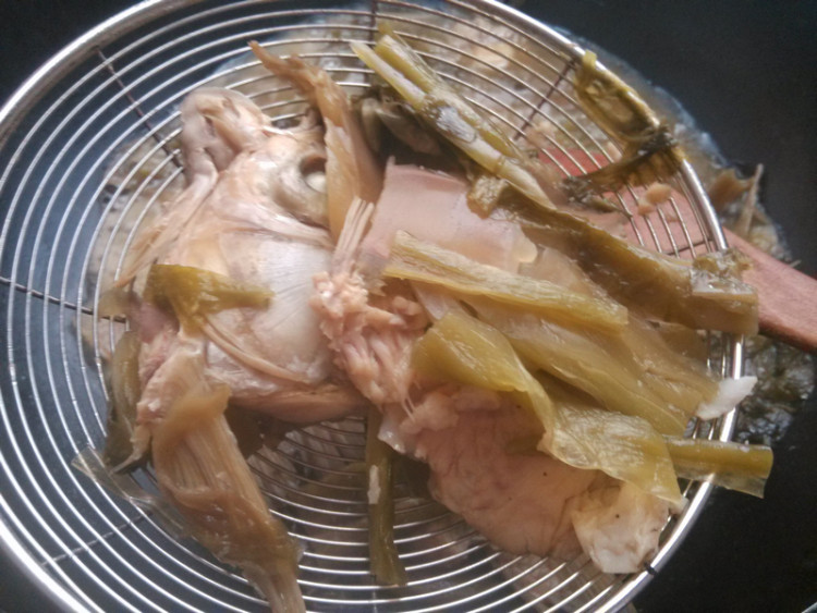 豆腐炖鱼步骤10