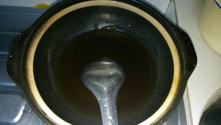 砂锅香菇鱼块煲步骤2