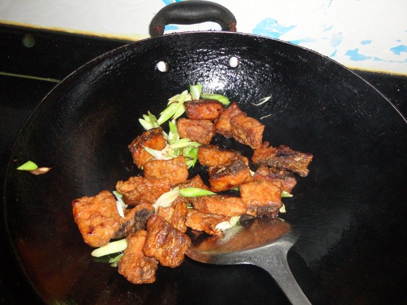 草鱼焖豆腐步骤6