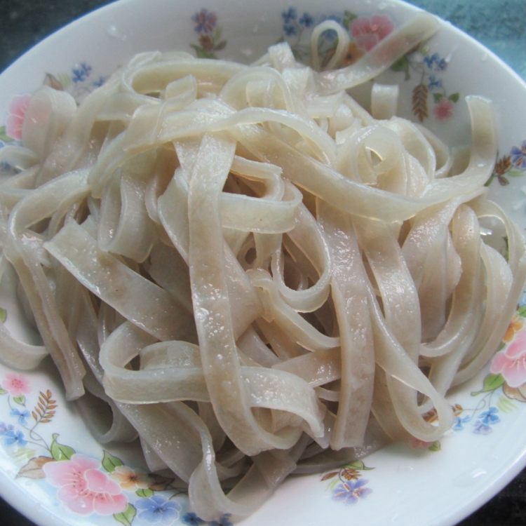 汤锅粉丝鱼步骤3