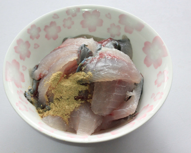香菜鱼片步骤2