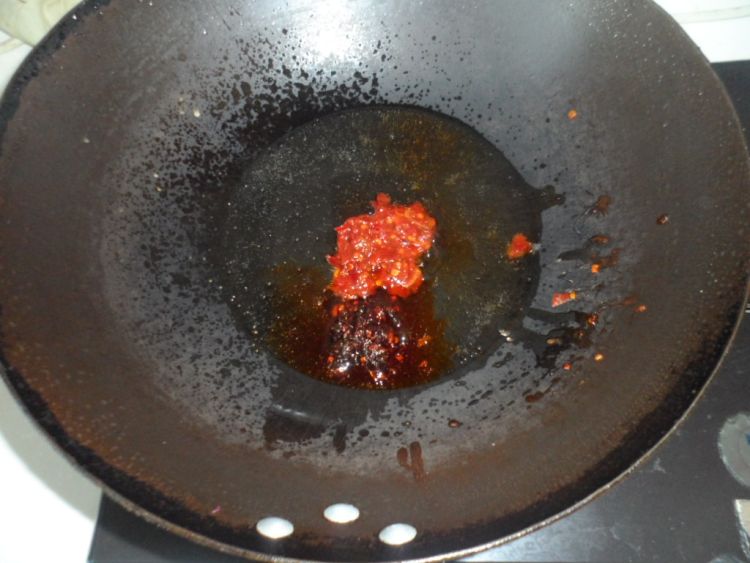 豆瓣酱烧鱼步骤2