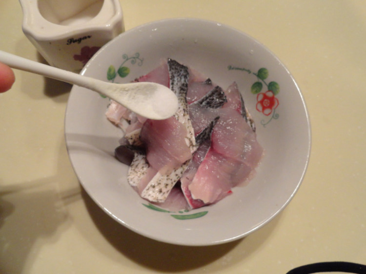 酸菜片片鱼步骤4