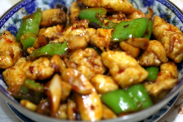青椒鲍菇鱼块步骤7