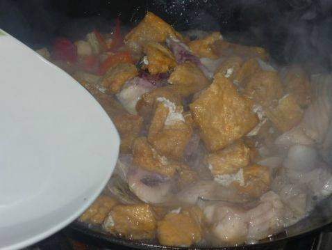豆腐焖鱼步骤8
