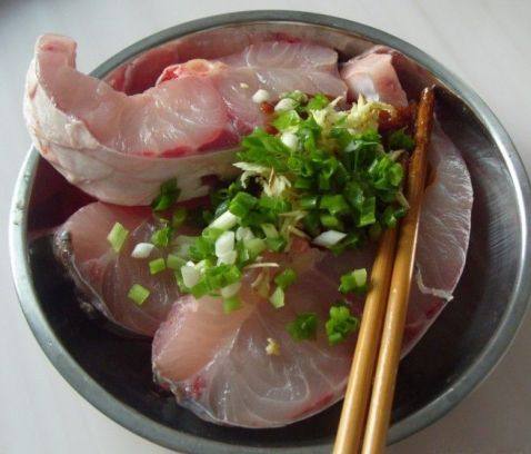 鲜美蒸鱼步骤5