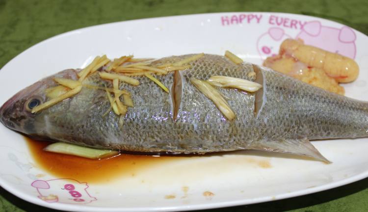 番茄豆腐鱼步骤2