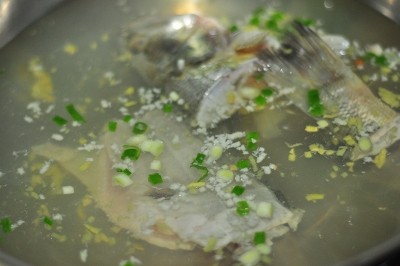热炝鲈鱼步骤5