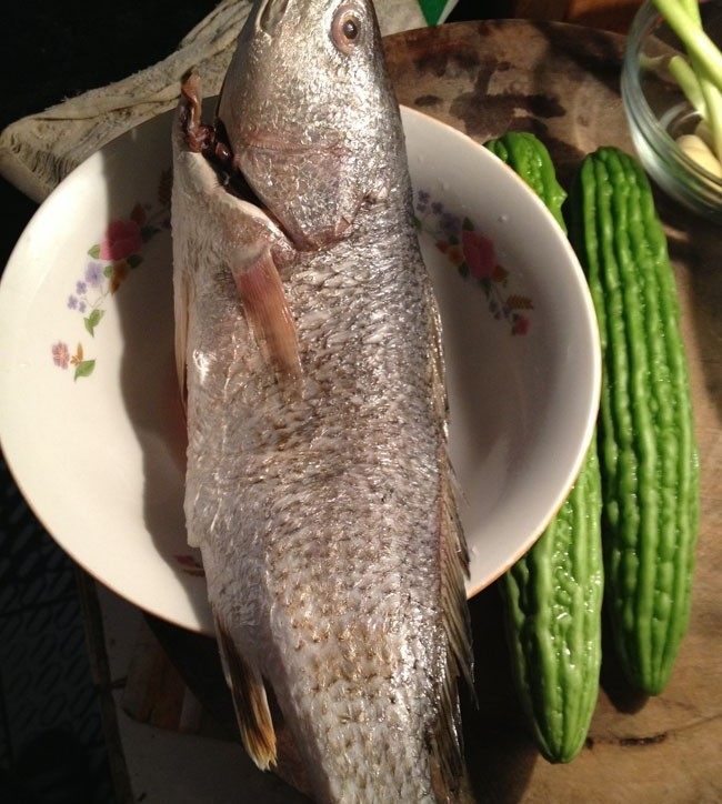美味鲈鱼步骤1