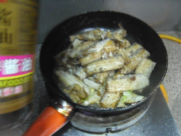 豆豉烧带鱼步骤7