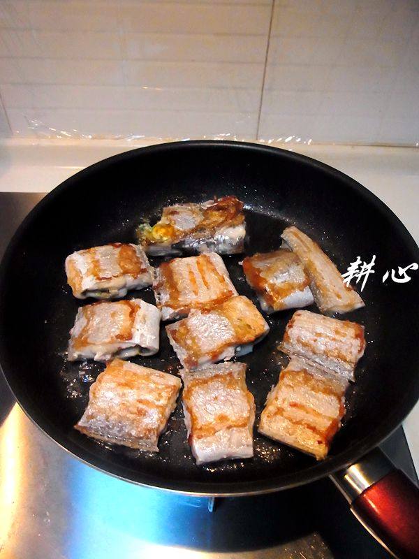 豆瓣酱烧带鱼步骤5
