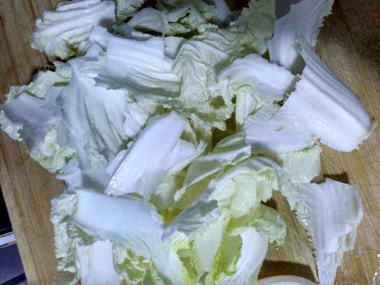 刀鱼扒白菜步骤3