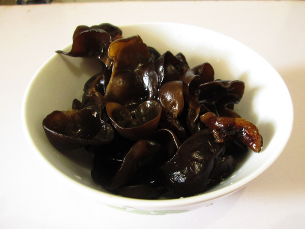 带鱼烧木耳豆腐步骤4
