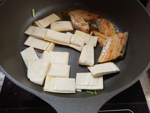 豆干烧带鱼步骤4