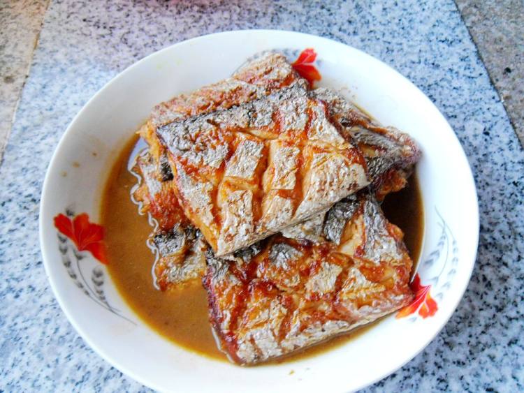 煎烧带鱼步骤12