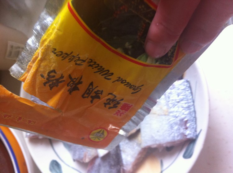 番茄烩带鱼步骤3