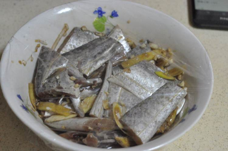 生煎带鱼步骤3