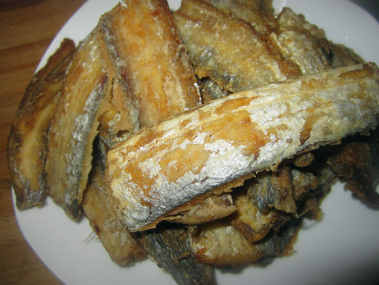 黄豆酱卤带鱼步骤2