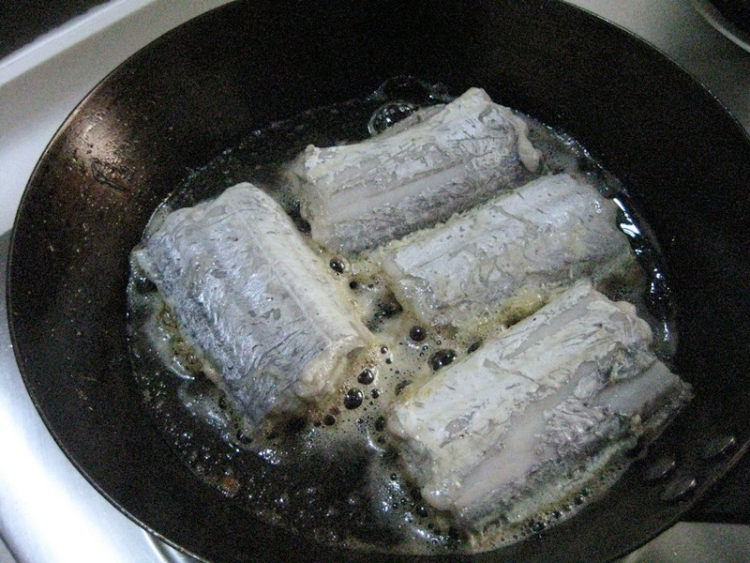 酥煎带鱼步骤5