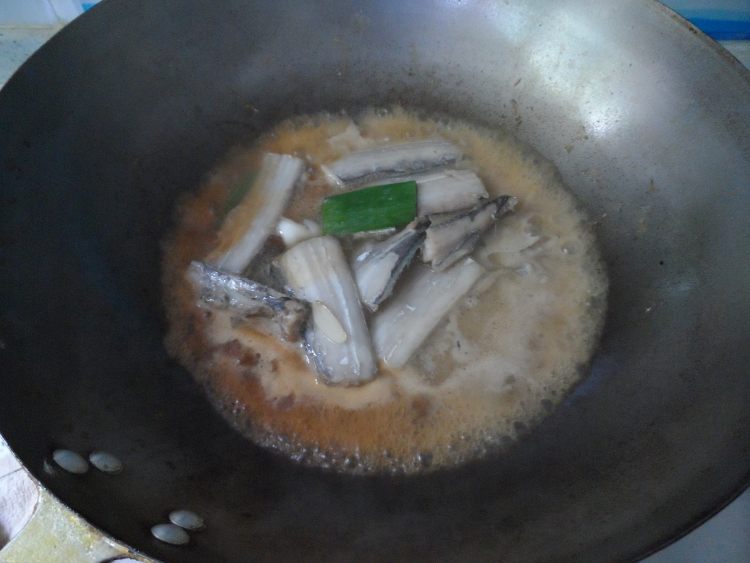 青椒带鱼步骤7