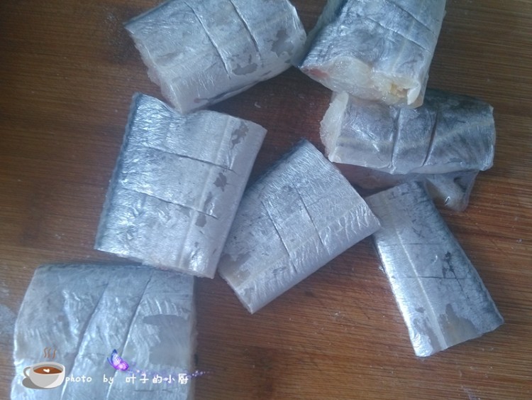 土豆烧带鱼步骤2