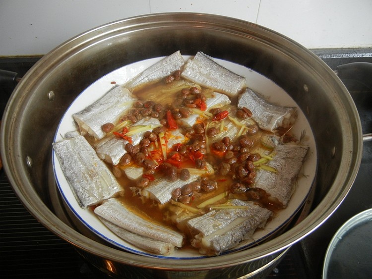 豆豉蒸带鱼步骤7