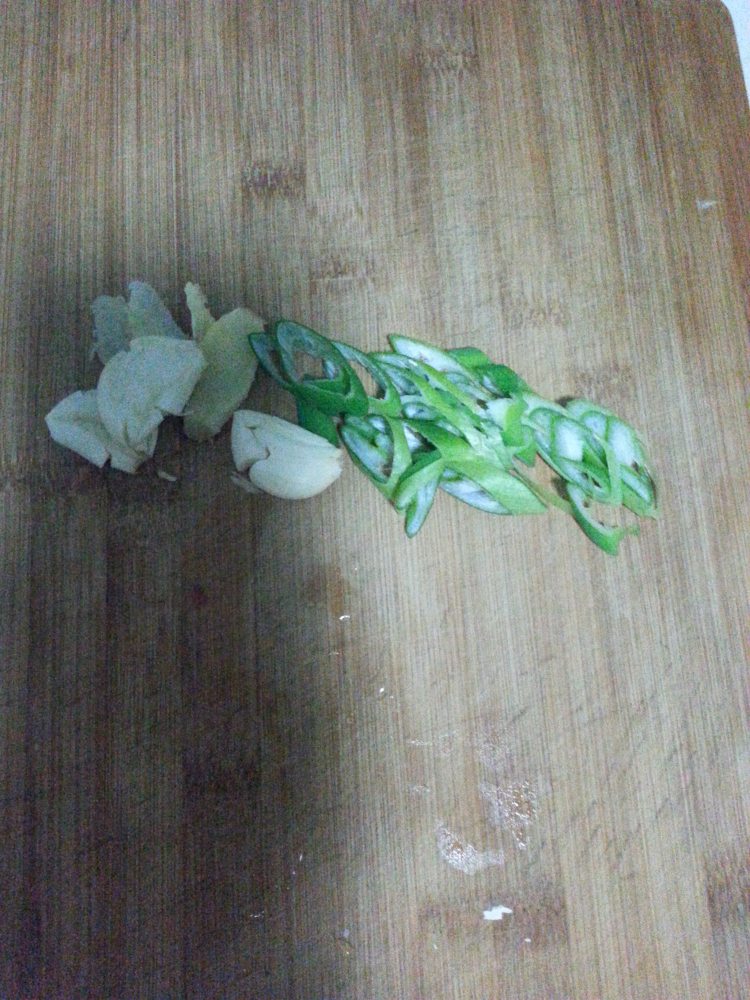 家常焖带鱼步骤3