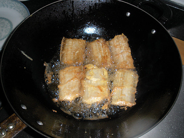酸豆角烧带鱼步骤7