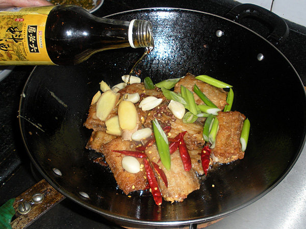 酸豆角烧带鱼步骤10