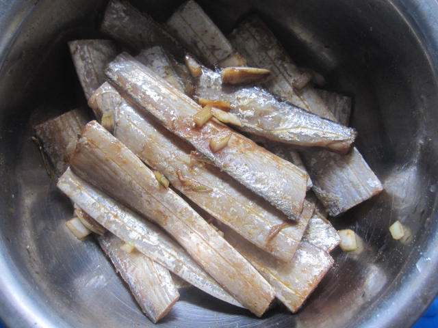 孜然煎刀鱼步骤9