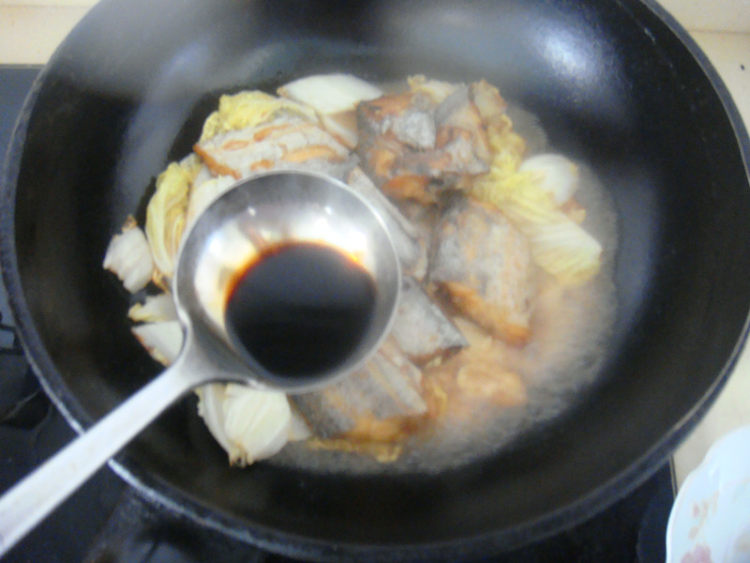 带鱼扒白菜步骤11