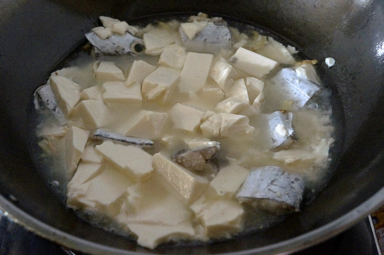 带鱼炖豆腐步骤10