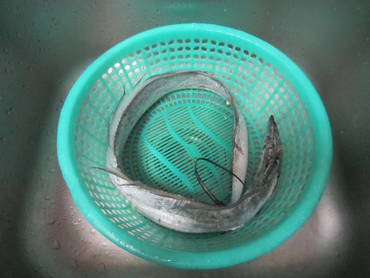 带鱼豆腐汤步骤1