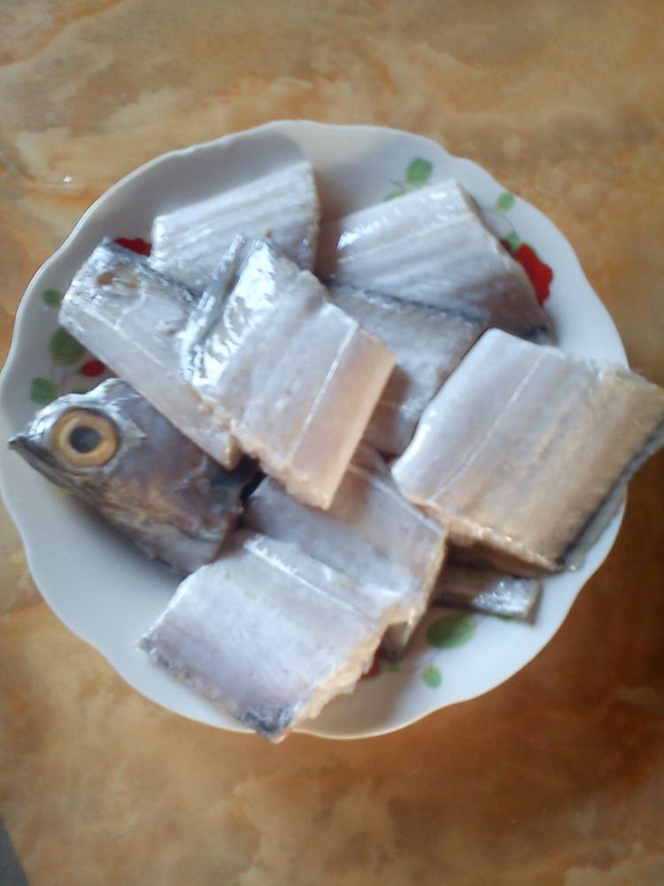 红烧带鱼HOHO步骤1
